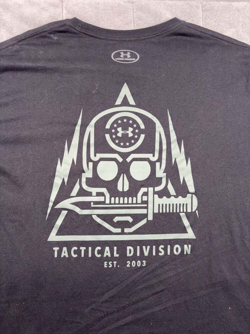 Under Armour Tactical Division Skull Knife Graphic T-Shirt 2XL - Picture 9 of 10